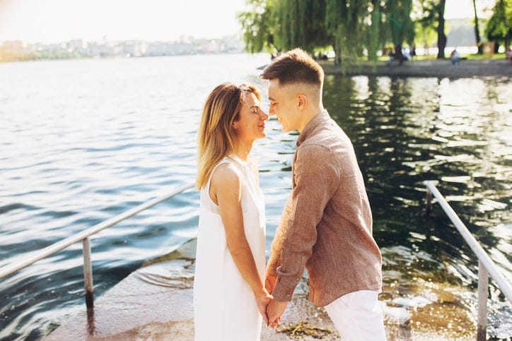 How To Make Him Want A Second Date Before You’re Even Done The First