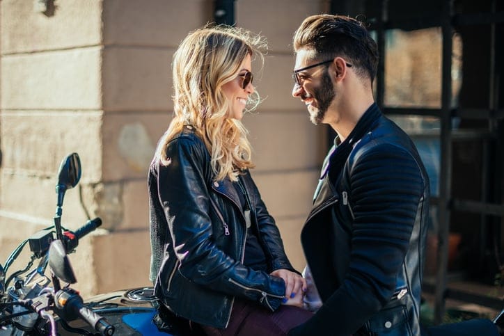 10 Signs You’re His Side Dish, Not The Main Course