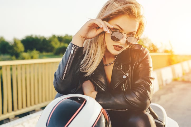 Stop Saying You’re “Forever Alone”—You’re Just Sabotaging Yourself