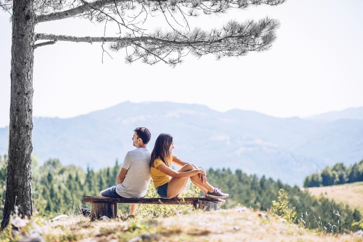 10 Feelings You Have Around A Guy When Your Gut Is Trying To Warn You He’s Trouble