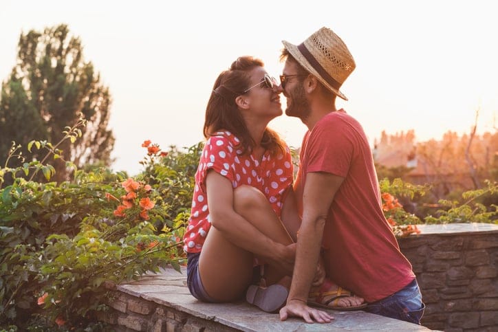 Have You Been Love Bombed? The Latest Obnoxious Dating Trend Is Taking Over