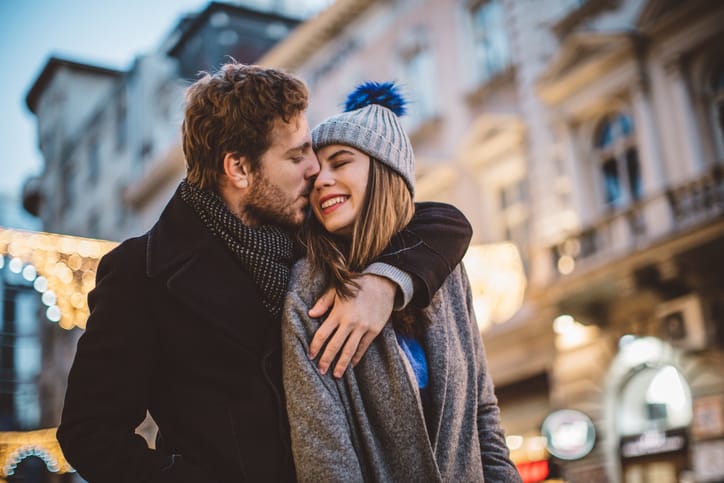 Is It Love Or Is It Just Cuffing Season? Here’s How To Figure Out What Situation You’re In