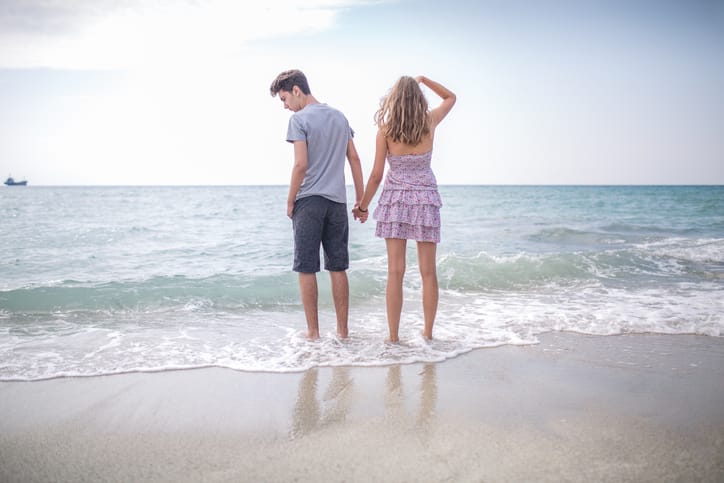 Are You Headed For A Breakup? If Your Guy Does These 13 Things, The Answer Is Yes