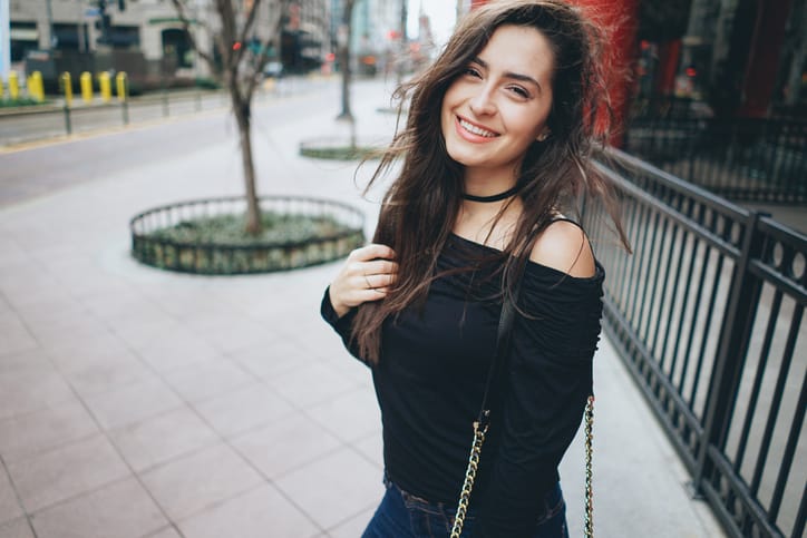 Do You Have Ugly Duckling Syndrome? 11 Signs You’re Not Used To Being Hot