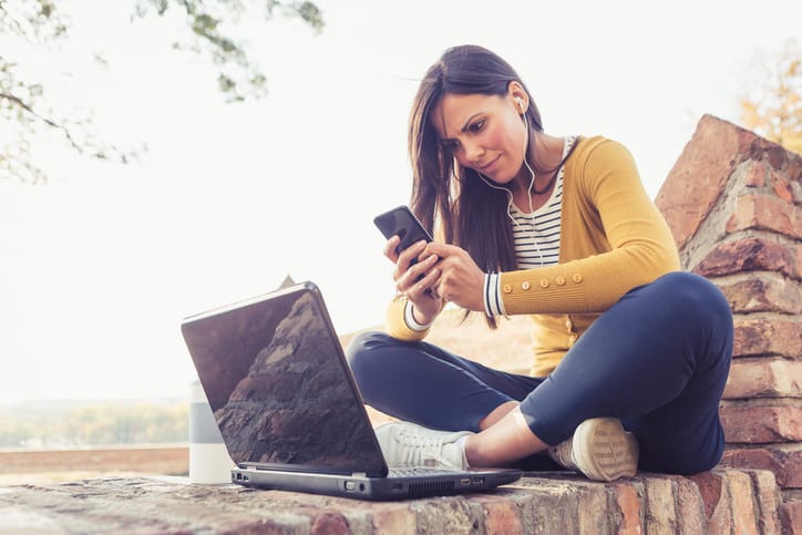 I Internet-Stalk My Ex Boyfriends’ Girlfriends And It’s A Problem