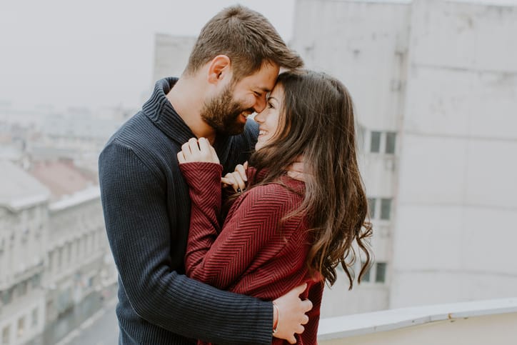 I Often Mistake Infatuation For Love & It’s Ruining Dating For Me