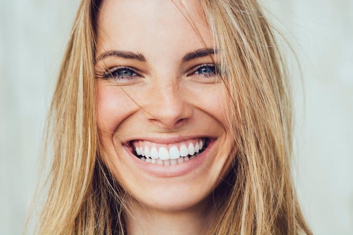How “No-Makeup Makeup” Ruined My Self Esteem