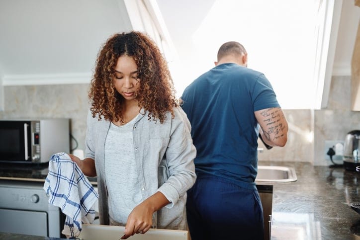 I’m A Germaphobe & It’s Ruining My Dating Life