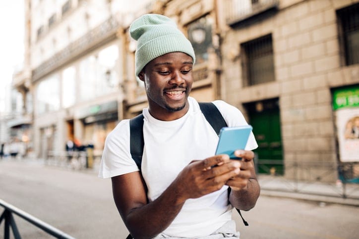 If He’s Still Active On Dating Apps, He’s Not Interested In You—End Of Story