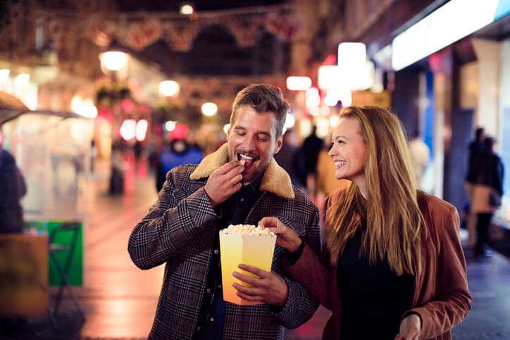 8 Red Flags You Might Be Ignoring That Tell You He’d Make A Terrible Boyfriend