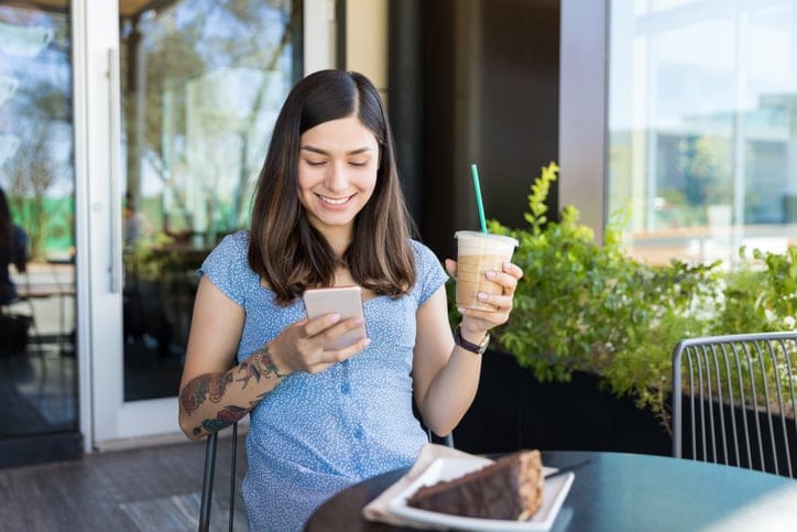 These Are The Only Texts You Should Ever Send Your Ex