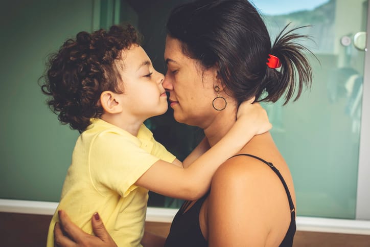 Dating As A Single Mom Has Been Such A Crazy Experience