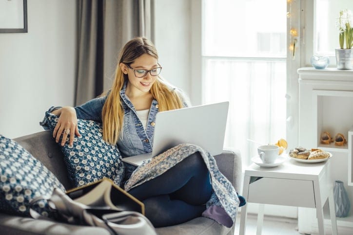 What Should You Do About Your Dating Matches During Quarantine?