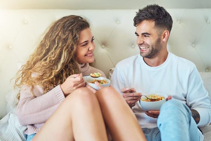 How To Have An Honest Conversation With A Guy About Feelings