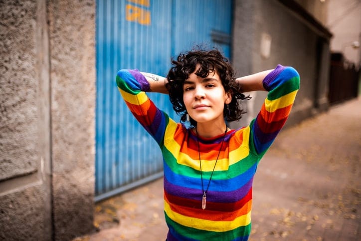 How Being A Lesbian Helped Me Understand Guys