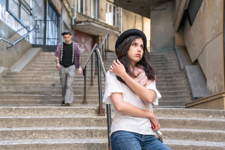 Why A Guy’s Mixed Signals Are A Sign You Need To Get Out