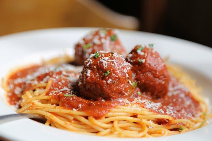 ‘Ultimate Spaghetti Trick’ Video Says ‘Real Italians’ Mix Pasta On The Kitchen Counter