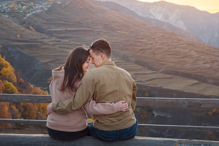 9 Signs A Guy Is Being Protective Of You