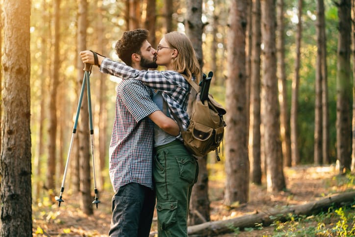 10 Signs He’s Afraid Of Losing You, According To A Guy