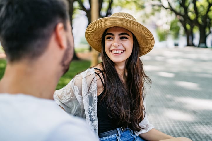 9 Early Signs He’s Definitely Not Boyfriend Material