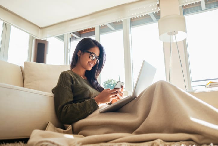 12 Questions To Ask Your Dating App Match When Their Profile Is Vague