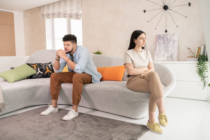 Why Relationships Fail: 9 Reasons Love Fades Or Falls Apart