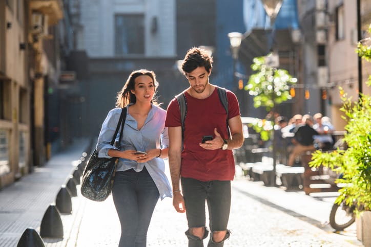 Clear Signs Your Ex Still Has Feelings For You & Isn’t Over You Yet