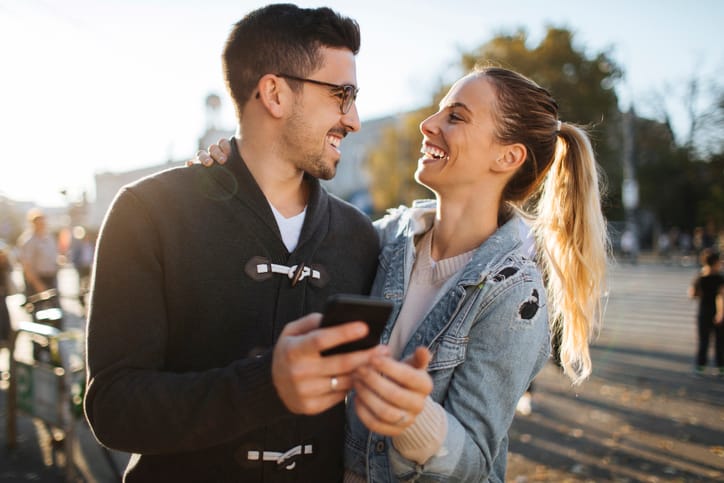 How Long Should A First Date Last? Here’s When To Take Your Leave