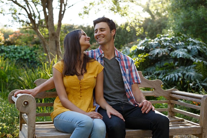10 Things To Talk About With Your Crush To Build A Connection