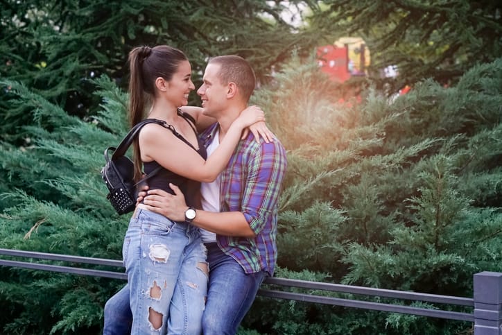 How To Seduce A Man Without Feeling Or Looking Like An Idiot