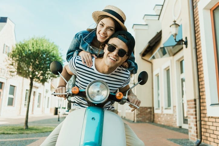 Subconscious Signs A Man Likes You (Even If He Doesn’t Realize It)