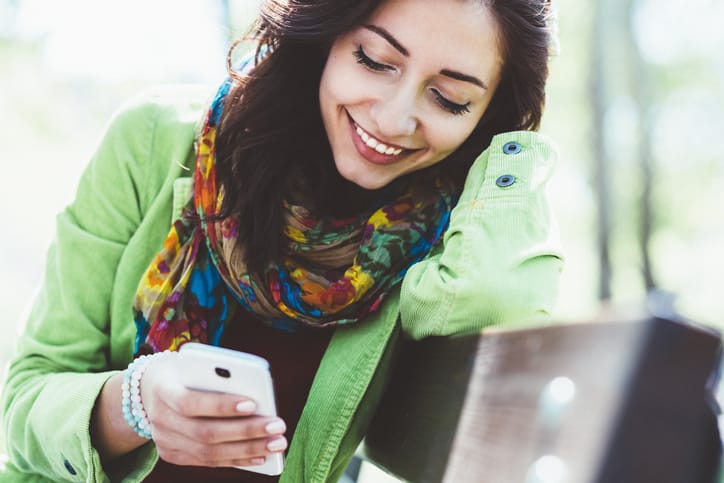 Is Online Dating Safe? The Truth About Your Favorite Apps