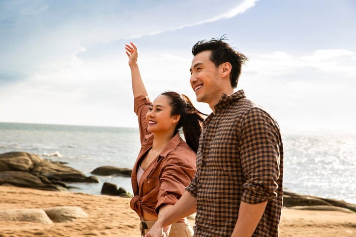 How To Make Him Want To Be With You — It’s Easy!