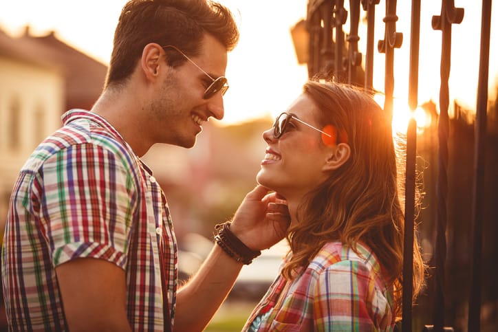 How To Flirt With Guys Without Seeming Desperate Or Awkward