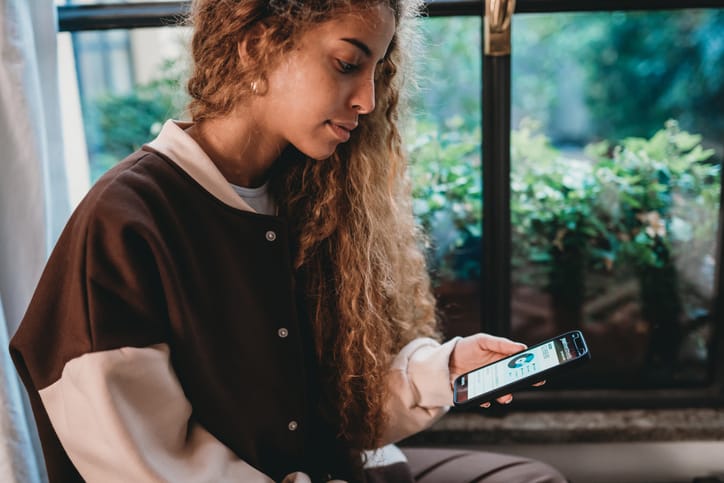 10 Rules For Texting With Your Ex After A Breakup
