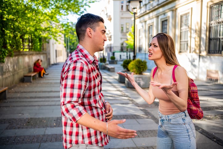 People Who Lack Emotional Intelligence Often Use These Phrases Without Realizing Their Effect