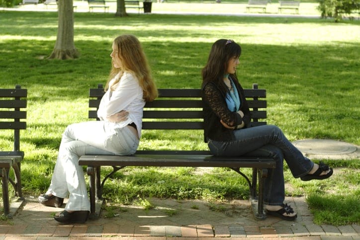 If You Find Yourself Doing These 13 Things, You’re Probably Not A Good Friend