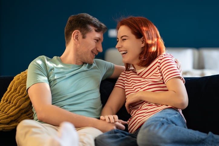 How To Be Better At Small Talk And Make It Less Painful