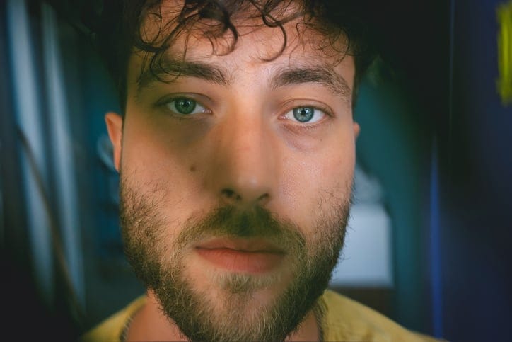 15 Unique Ways Loneliness Affects Men