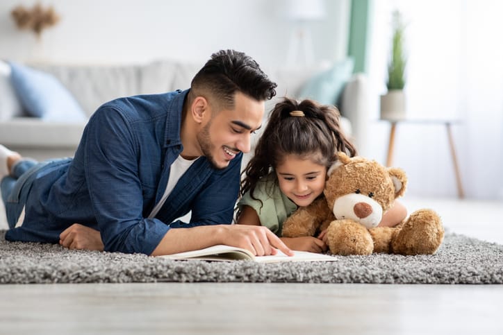 15 Signs A Man Will Be A Great Father
