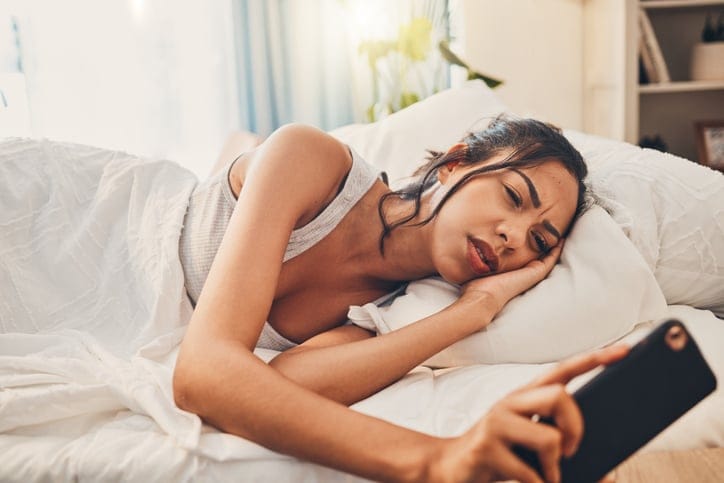 You’re Addicted To Your Phone If You Regularly Do These 12 Things