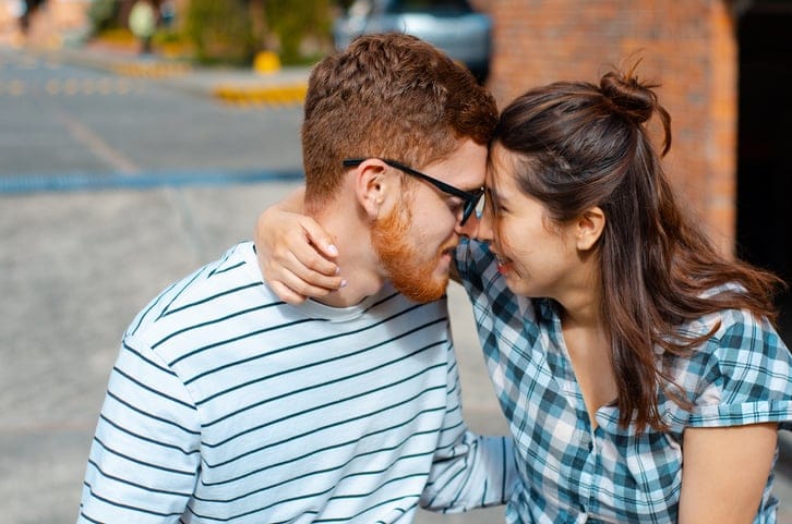 Does My Boyfriend Love Me? 23 Signs To Show How He Really Feels
