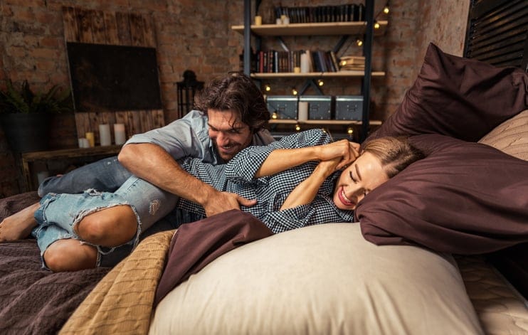 Guys Are Turned On By Their Girlfriends’ Farts, Science Says