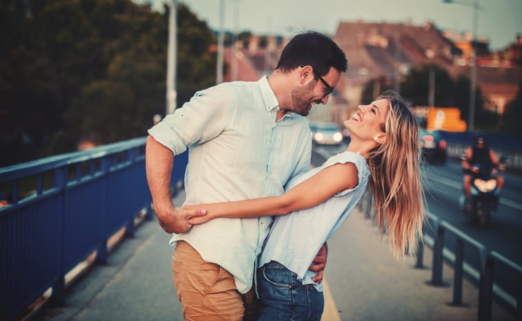 Put Your Phone Down! Why It’s So Important To Give Your Partner Your Full Attention
