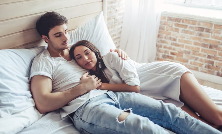 Guys, Here’s How To Make Women Feel Loved Without Having To Say A Word