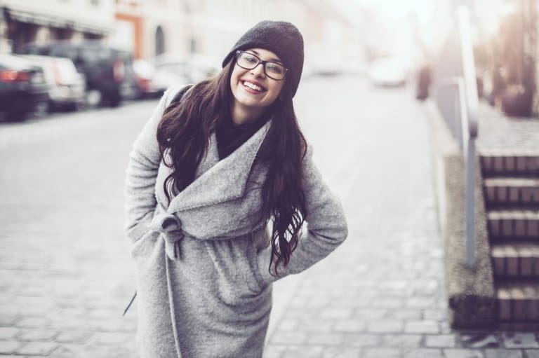 The Dating Struggles Of Women Who Have No Idea How To Flirt