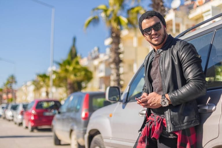 14 Ways You’re Killing A Guy’s Interest Without Even Realizing It
