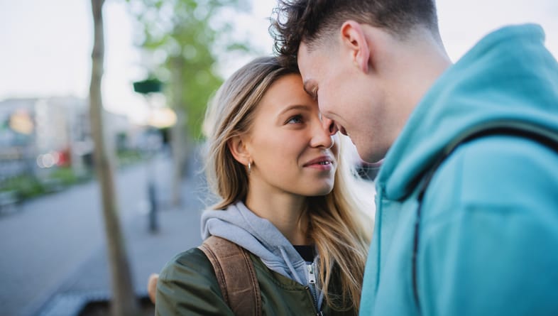 What It Really Means To Have A Supportive Partner