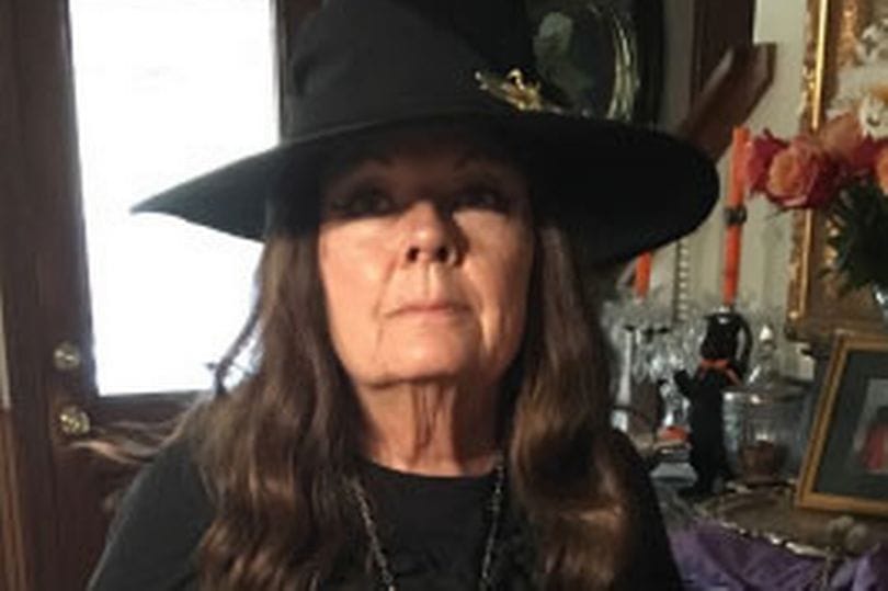 Halloween-Loving Woman’s Obituary Confirms What An Absolute Legend She Was