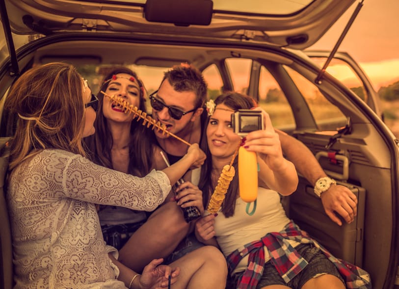 If You Ditch Your Friends For Your Boyfriend, You Really Are The Worst